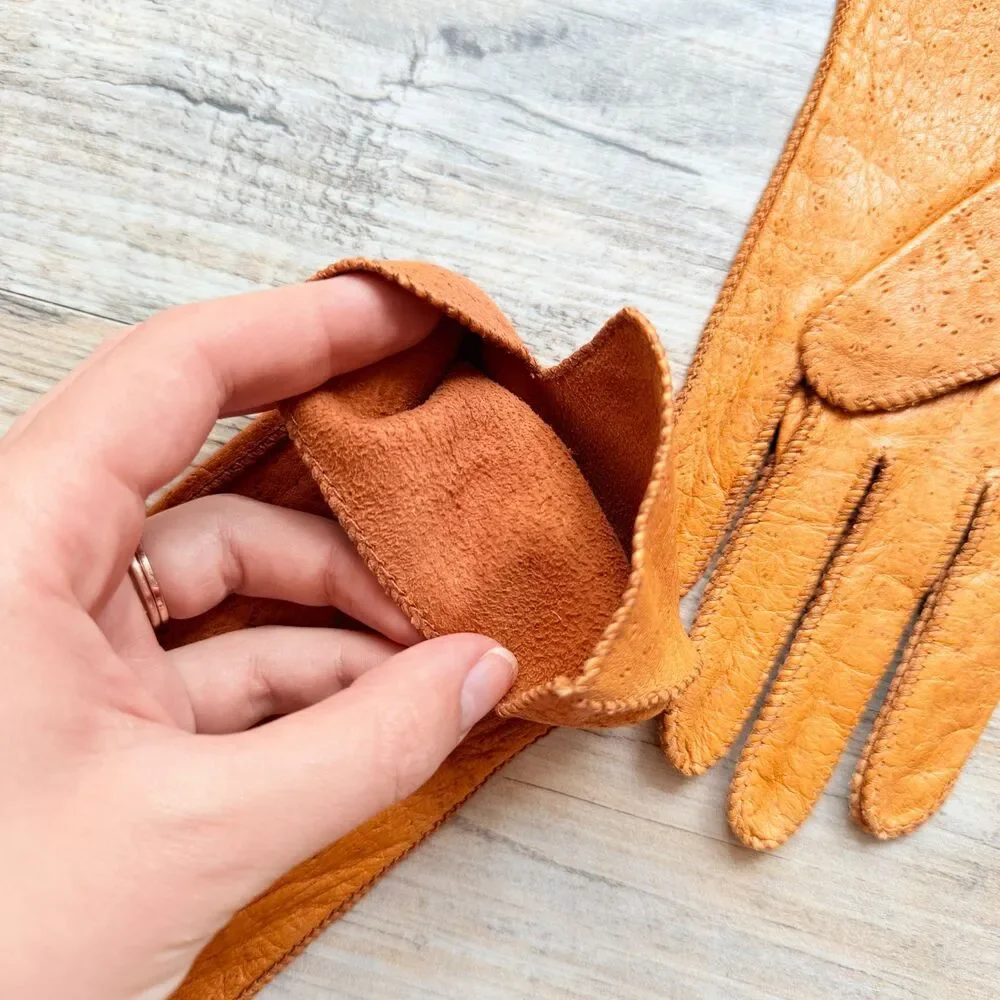 Vintage Peccary Leather Gloves Tan Soft Driving Dress Unlined Classic Pigskin
